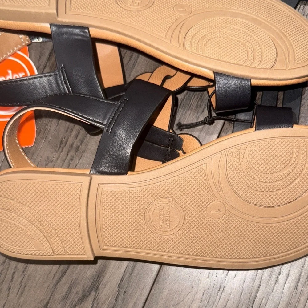 Wonder Nation Black and Tan Strappy braided like design Sandals